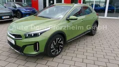Celadon green met. (ce6) Gebraucht 2024 Kia XCeed Spirit SUV | 29.600 € (Fairer Preis)