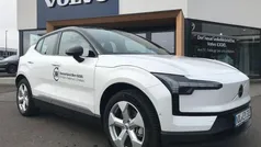 Crystal white pearl Gebraucht 2023 Volvo EX30 Ultra SUV | 37.850 € (Fairer Preis)