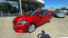 Dezirrotmetallic (rot) Gebraucht 2021 Renault Clio V Zen Limousine | 13.740 € (Guter Preis)