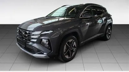 Grau Gebraucht 2025 Hyundai Tucson Trend SUV | 33.940 € (Superpreis)