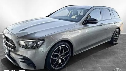 Mojavesilber metallic Gebraucht 2020 Mercedes E300 AMG Kombi | 35.889 € (Fairer Preis)