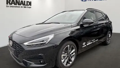Schwarz Gebraucht 2024 Hyundai i30 Advantage Kombi | 20.990 € (Guter Preis)