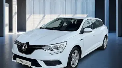 Gebraucht Renault Mégane GrandTour Life 116 PS (85 kW) 2019 Gletscherweiss Kombi