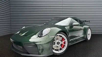 Neu Porsche 911 GT3 510 PS (375 kW) 2026 Oakgrünmetallic neo Coupé
