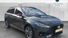 Cypress green Gebraucht 2024 Hyundai i30 Advantage Kombi | 20.890 € (Fairer Preis)