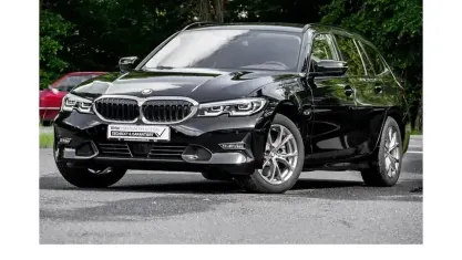 Gebraucht BMW 320e Sport Line 204 PS (150 kW) 2022 Schwarz Kombi
