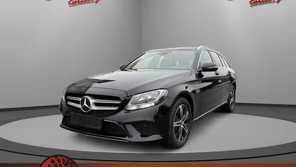 Gebraucht Mercedes C220 Business 194 PS (142 kW) 2021 Schwarz unilack Kombi