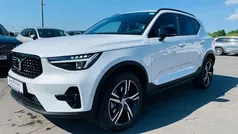 Weiß Gebraucht 2024 Volvo XC40 Plus SUV | 38.490 € (Fairer Preis)