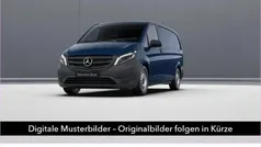 Blau Gebraucht 2019 Mercedes Vito Van / Kleinbus | 24.931 € (Fairer Preis)