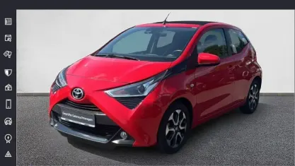 Gebraucht Toyota Aygo x-sky 72 PS (52 kW) 2019 Rot Kleinwagen