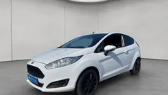 Weiß Gebraucht 2016 Ford Fiesta Kleinwagen | 7.950 € (Fairer Preis)