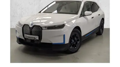 Gebraucht BMW iX 239 kW (326 PS) 2023 Weiß SUV