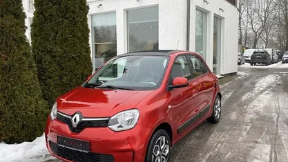 Usata Renault Twingo LIMITED 73 CV (53 kW) 2019 Rosso Utilitaria