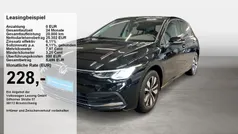 Schwarz (grenadillschwarz) Gebraucht 2024 VW Golf VIII Move Limousine | 27.220 € (Guter Preis)