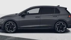 Gebraucht 2025 VW Golf VIII R-line Limousine | 34.388 € (Fairer Preis)