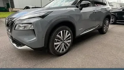 Gebraucht 2025 Nissan X-Trail Tekna+ SUV | 42.579 € (Fairer Preis)
