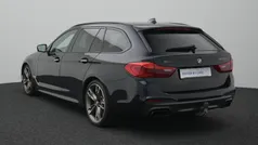 BMW M550