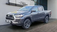 Grau Gebraucht 2024 Toyota HiLux Comfort Abholung | 47.980 € (Fairer Preis)