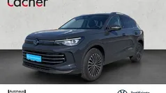 Uranograu Gebraucht 2024 VW Tiguan Elegance SUV | 38.490 € (Fairer Preis)