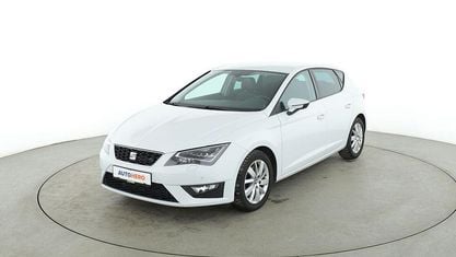 Używany Seat Leon FR 180 KM (132 kW) 2016 Biały Sedan/Limuzyna