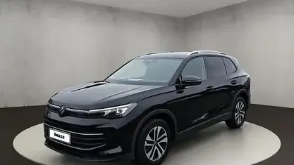 Neu VW Tiguan 150 PS (110 kW) 2026 Grenadillschwarz metallic SUV