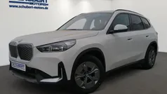 Gebraucht 2025 BMW iX1 Comfort Edition SUV | 48.500 € (Superpreis)