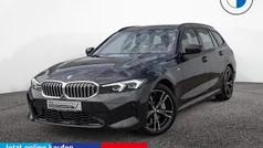 Saphirschwarz Gebraucht 2024 BMW 330 M Sport Kombi | 41.750 € (Superpreis)