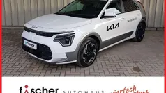 Snow white pearleffekt Gebraucht 2024 Kia e-Niro SUV | 32.950 € (Fairer Preis)