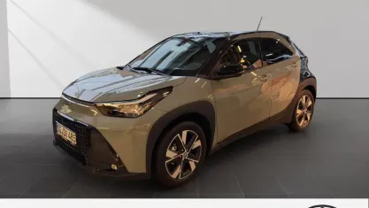 Neu Toyota Aygo X 117 PS (86 kW) 2025 Violett SUV