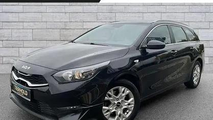 Black pearl Gebraucht 2022 Kia Ceed Sportswagon Vision Kombi | 21.900 € (Fairer Preis)