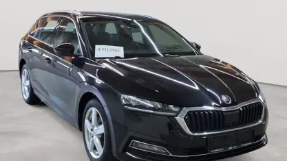 Gebraucht Skoda Octavia Style 150 PS (110 kW) 2022 Blackmagic perleffekt Kombi