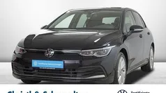 Gebraucht 2023 VW Golf VIII Life Limousine | 28.446 € (Fairer Preis)