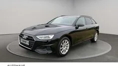 Mythosschwarz metallic Gebraucht 2022 Audi A4 Design Kombi | 26.650 € (Guter Preis)