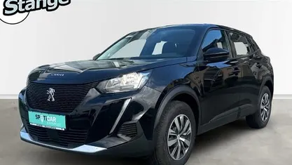 Gebraucht Peugeot e-2008 Active 100 kW (136 PS) 2022 Schwarz SUV