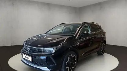 Gebraucht Opel Grandland X Elegance 131 PS (96 kW) 2023 Diamant schwarz (m2) SUV