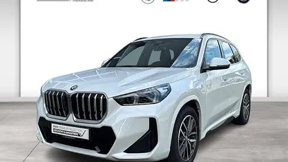 Weiß Gebraucht 2024 BMW X1 Efficient Dynamics SUV | 48.960 € (Fairer Preis)