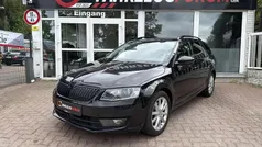 Schwarz Gebraucht 2015 Skoda Octavia Elegance Kombi | 14.490 € (Teuer)