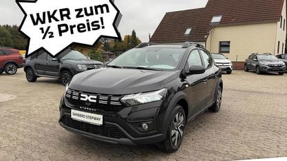 Używany Dacia Sandero Expression 91 KM (66 kW) 2025 Czarny Hatchback