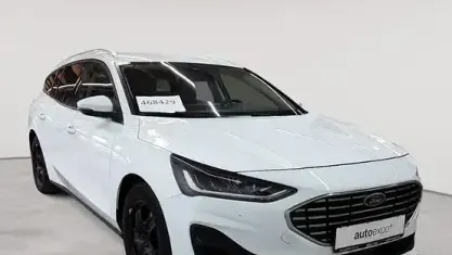 Gebraucht Ford Focus Titanium X 116 PS (85 kW) 2023 Frostweiss Kombi