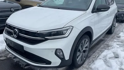 Pure white schwarz Neu 2026 VW Taigo SUV | 26.945 € (Guter Preis)