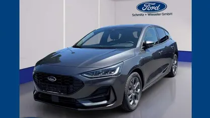 Gebraucht 2025 Ford Focus ST-Line Limousine | 30.440 € (Fairer Preis)