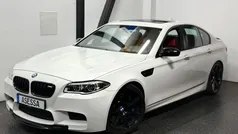 Weiß Gebraucht 2015 BMW M5 Performance Limousine | 38.999 € (Fairer Preis)
