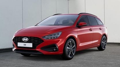 Gebraucht Hyundai i30 Advantage 101 PS (74 kW) 2025 Ultimate red Kombi