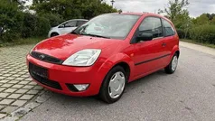Rot Gebraucht 2005 Ford Fiesta Viva X Kleinwagen | 600 € (Fairer Preis)