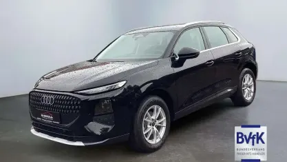 Nowe Audi Q3 Basis 150 KM (110 kW) 2026 Czarny SUV