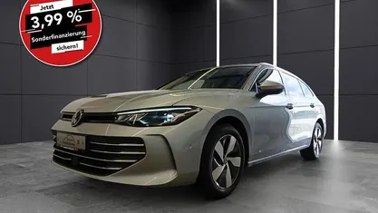 Oyster silver (silber) Gebraucht 2024 VW Passat Business Kombi | 31.440 € (Fairer Preis)