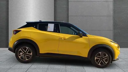 Iconicgelb schwarz Neu 2025 Nissan Juke N-Connecta SUV | 22.490 € (Fairer Preis)
