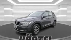Uranograu (grey), solid Gebraucht 2021 VW Tiguan Life SUV | 27.200 € (Fairer Preis)
