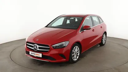 Rot Gebraucht 2019 Mercedes B250 Progressive Van / Kleinbus | 23.180 € (Guter Preis)