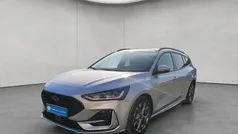 Moondust silber metallic Gebraucht 2023 Ford Focus ST-Line X Kombi | 24.480 € (Fairer Preis)
